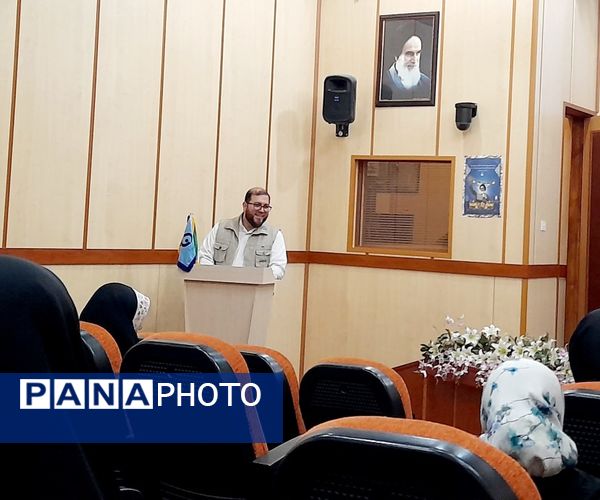 نشست صمیمی مسئولان صداوسیمای قم و خبرنگاران پانا