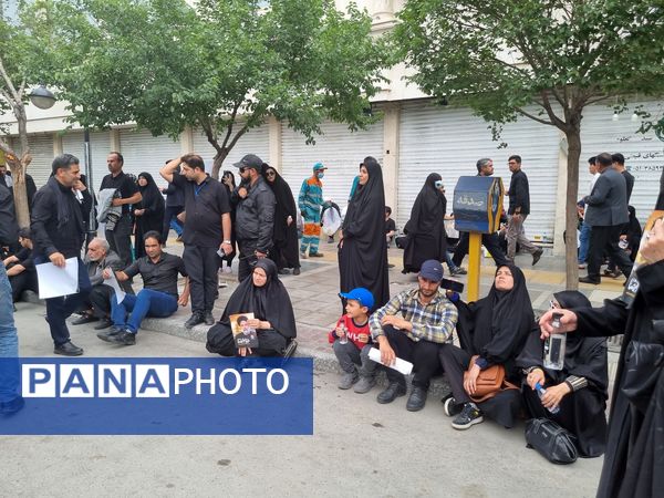  تشییع شهدای خدمت در مشهد مقدس