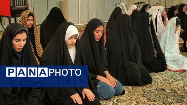 بروجنی‌ها به استقبال حاجیه دانش‌آموز 