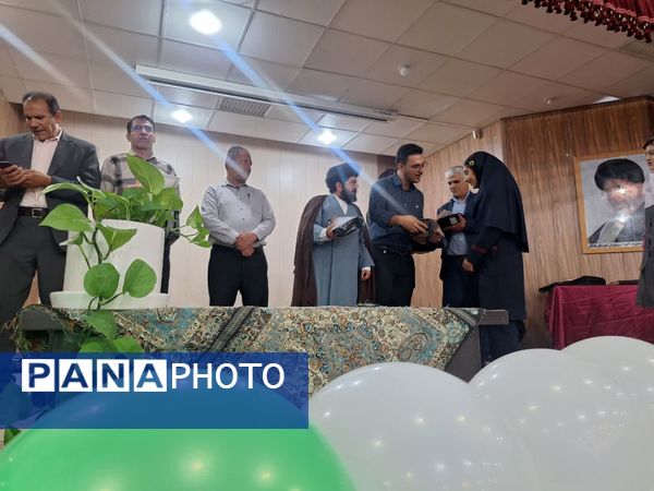 جشن باشکوه تجلیل از 400 نفر برتر حوزه پرورشی و تربیت‌بدنی در شهرستان بختگان