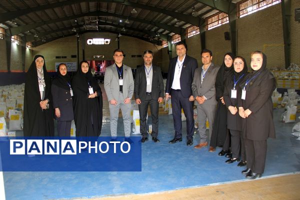 توزیع هزار بسته معیشتی به همت خیرین و خیریه عطر یاس نبوی