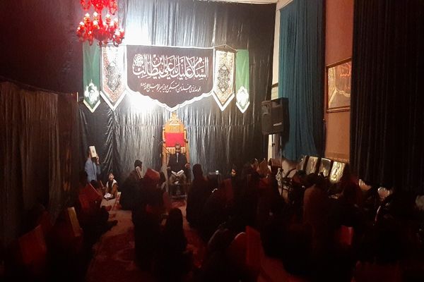 حضور چشمگیر جوانان در لیالی قدر نیشابور