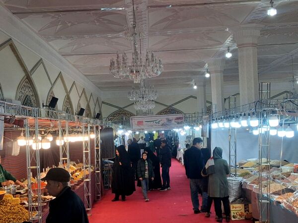 نمایشگاه عرضه مستقیم کالا ،سوغات و هدایا، صنایع دستی در شهرستان کاشمر 