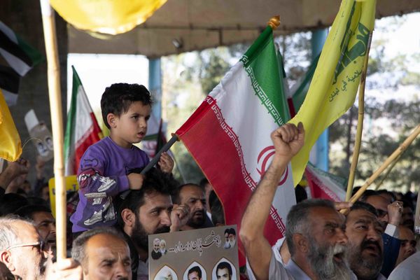 تجمع مردم یزد در پی عملیات «وعده صادق»