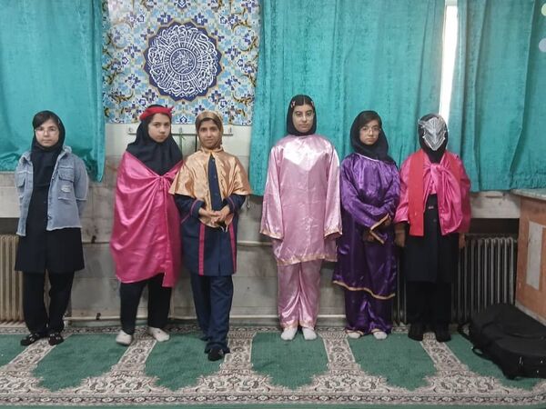«ماها»؛ هفته‌ای برای جان گرفتن هنر روی صحنه مدرسه