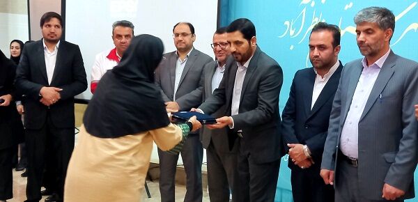 آیین تجلیل از معلمان‌ نمونه شهرستان نظرآباد 