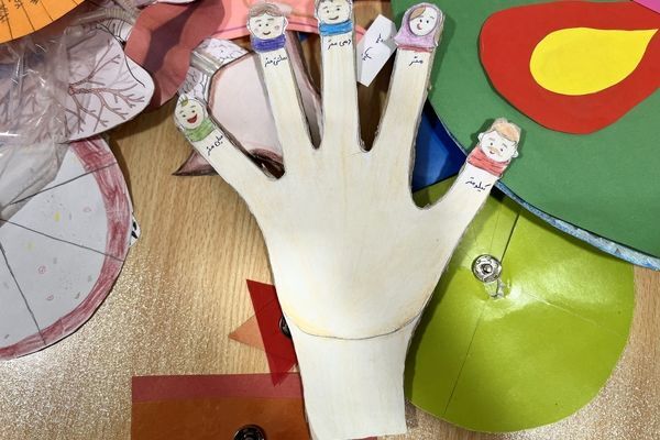 برپایی نمایشگاه بازی، یادگیری و خلاقیت در آموزشگاه مهین بانو علاقبند ملارد