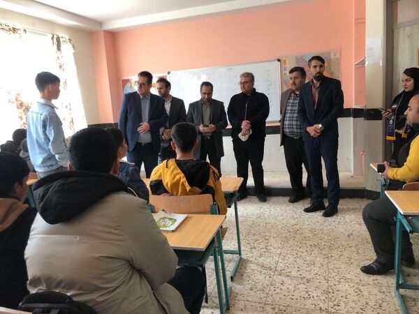 کلنگ‌زنی مدرسه شش‌کلاسه در امانلی و بازدید مسئولان استانی از مدارس راز و جرگلان
