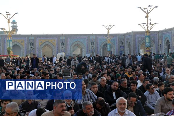 حرم مطهر رضوی، غرق در نوای مهمانان خدا