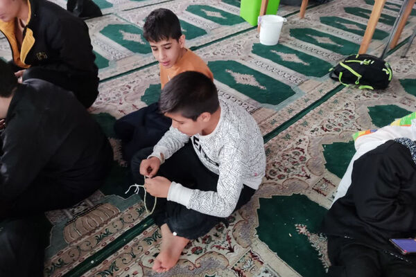 دیدار مدیر آموزش و پرورش شهرستان آباده با دانش‌آموزان معتکف 