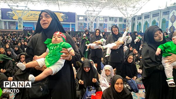 همایش شیرخوارگان حسینی در کرج 