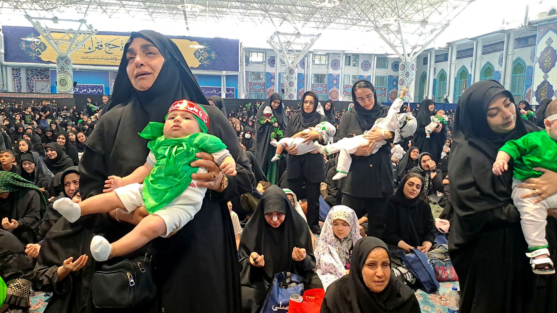 همایش شیرخوارگان حسینی در کرج 