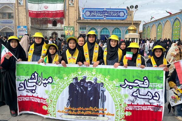 شور انقلابی در پیشوا، همه یکصدا برای ایران در 22 بهمن