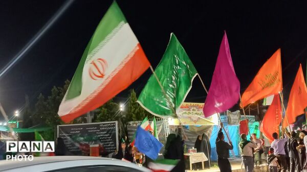 میدانداری مردم دیار کریمان در میدان آزادی استان کرمان 