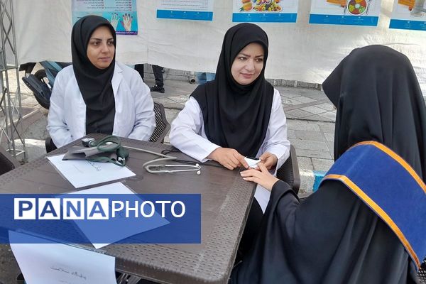 حضور پرشور دختران و پسران شهریار در روز استکبار ستیزی