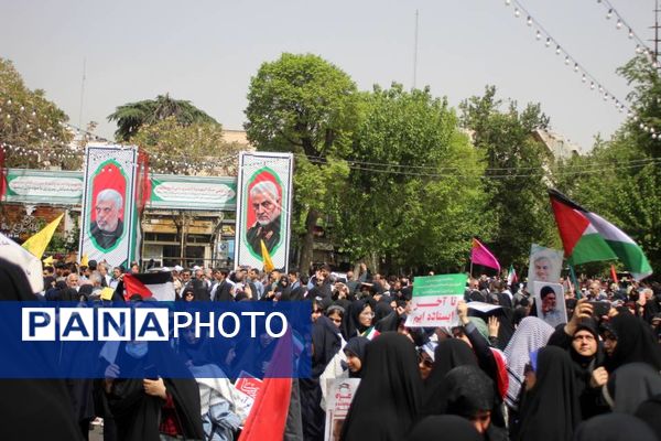 تجمع بزرگ دانش‌آموزان و فرهنگیان در حمایت از مردم مظلوم غزه و فلسطین