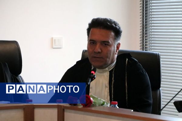 نشست خبری هیأت مدیره کانون وکلای دادگستری فارس و کهگیلویه بویر احمد با اصحاب رسانه