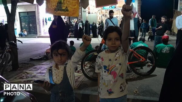 لبیک یا وطن در بلوار فضل نیشابور 