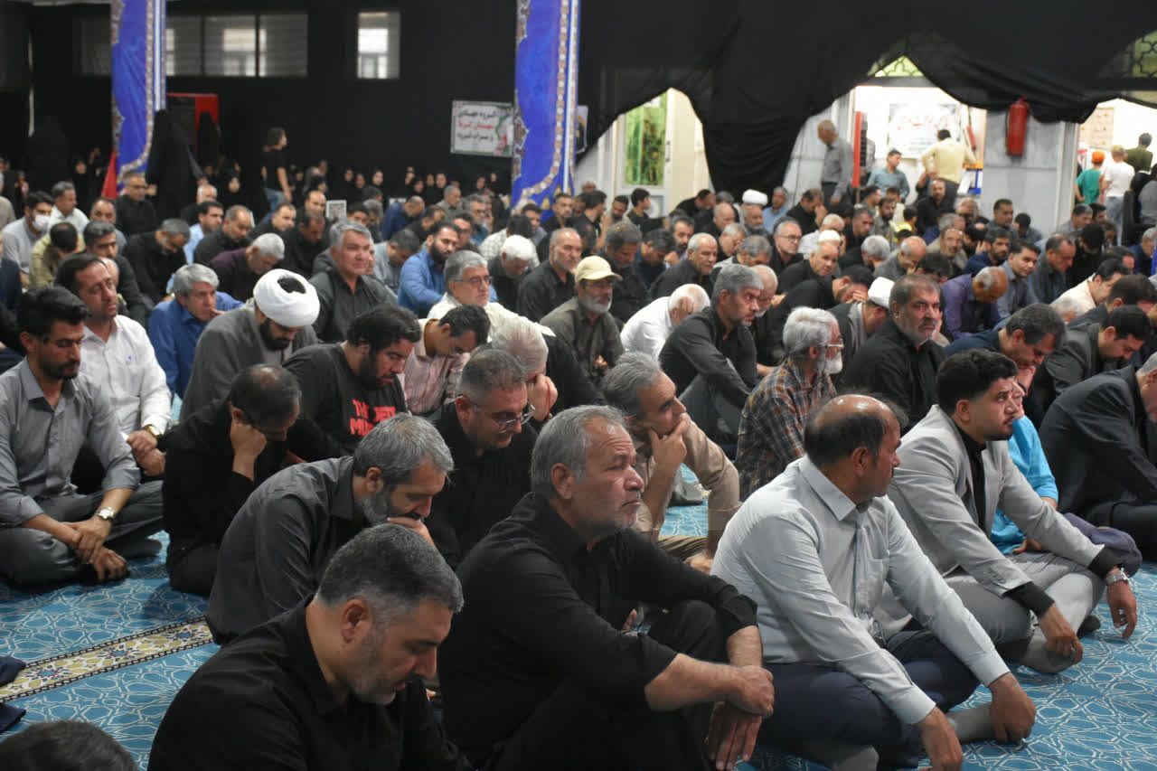 تجدید بیعت با رهبر در قروه