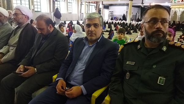 رزمایش اهدا لوازم التحریر به دانش‌آموزان در قائمشهر