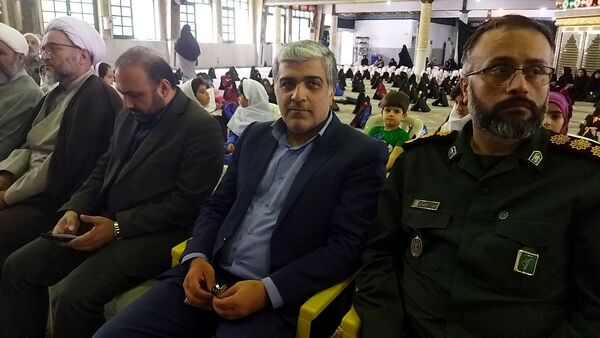 رزمایش اهدا لوازم التحریر به دانش‌آموزان در قائمشهر