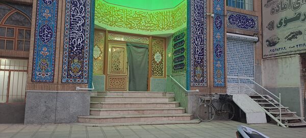 ضیافت افطاری و قرائت جزء هفتم قرآن کریم در مسجدالرضای نیشابور 