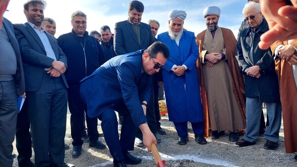 کلنگ‌زنی مدرسه شش‌کلاسه در امانلی و بازدید مسئولان استانی از مدارس راز و جرگلان
