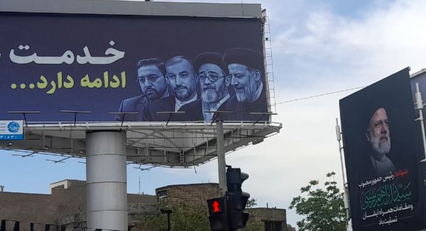 مشهد در میزبانی از فرزند شهیدش سیاه پوش شد