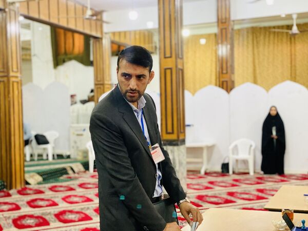 حضور پرشور و آگاهانه فرهنگیان، دانش‌آموزان و آحاد مردم شریف شهرستان مه‌ولات در چهاردهمین دوره انتخابات ریاست جمهوری