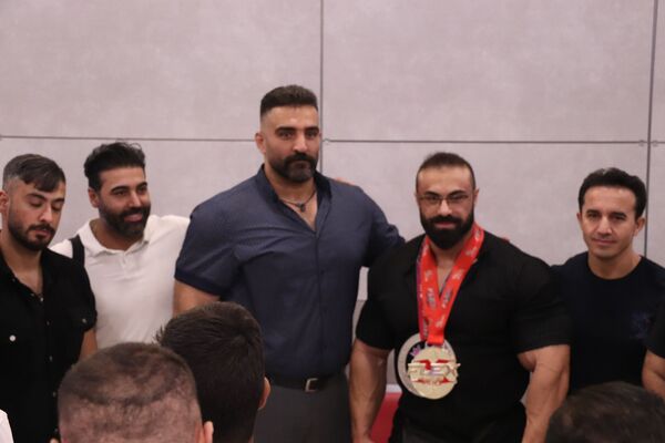 استقبال از بهروز تابانی قهرمان مسابقات فلکس ویکند جهان