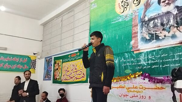 برگزاری جشن روز جوان و آغاز دهه فجر در دبیرستان شاهد ابوذر غفاری نیشابور 