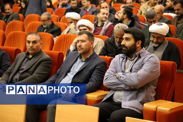 امضای تفاهم نامه بنیاد برکت و آموزش‌وپرورش استان به منظور توسعه عدالت آموزشی در مناطق محروم