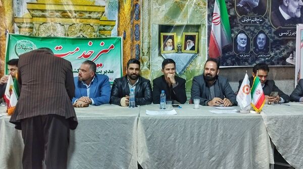 برپایی میز خدمت نماینده مردم اشتهارد در مصلی شهرستان اشتهارد