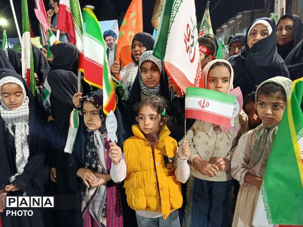  سرخس یک‌صدا برای شهدا برخاست