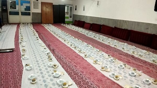 ضیافت افطاری در دبستان دخترانه مهندس رحمانی فرد ناحیه ۱ مشهد مقدس