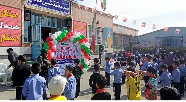 همایش یاوران انقلاب، پیشتازان مقاومت در شهرستان کازرون