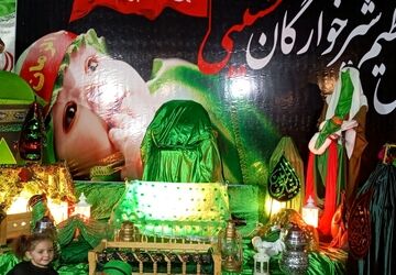 مراسم باشکوه شیرخوارگان حسینی در لارستان