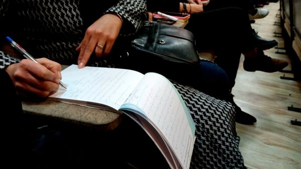 کارگاه آموزشی ویژه والدین با محوریت ارتباط موثر با نوجوانان در نیشابور