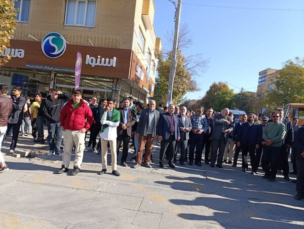 راهپیمایی روز ۱۳ آبان در شهرستان سملقان