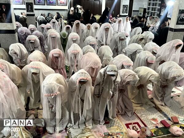 جشن تکلیف دانش‌آموزان مدرسه شهیدان هداوند۲ ناحیه 4 کرج 