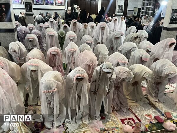 جشن تکلیف دانش‌آموزان مدرسه شهیدان هداوند۲ ناحیه 4 کرج 
