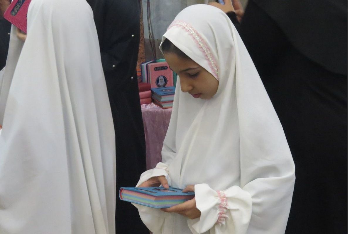 جشن تکلیف دختران؛ گامی نو در مسیر بندگی و مسئولیت‌پذیری