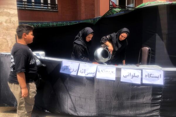 برگزاری مراسم عزاداری دهه آخر ماه صفر به همت هیئت دانش آموزی مدرسه رودکی