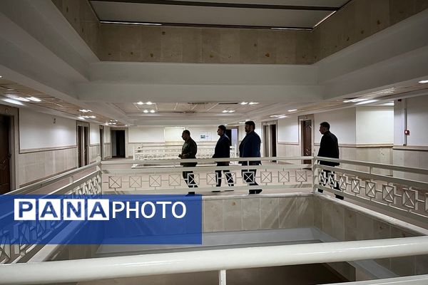 بازرسی مکان برگزاری رقابت‌های ورزش دانش‌آموزی در منطقه رودهن توسط مسئولان اداره‌کل شهرستان‌های تهران