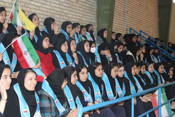 اجتماع بزرگ یاوران انقلاب، پیشتازان مقاومت در شهرستان فاروج 