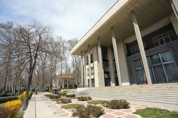 مجموعه فرهنگی تاریخی نیاوران