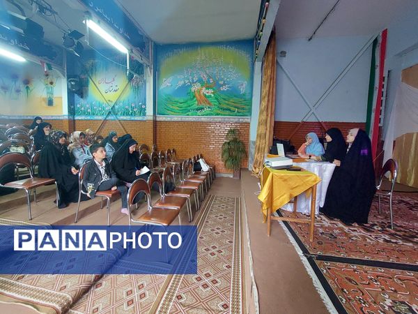 دوره آموزش خبرنگاری ویژه دانش‌آموزان ناحیه۲ مشهد