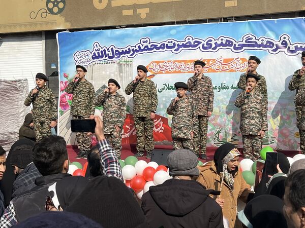 جشن باشکوه بهمن؛ حضور پرشور مردم و ثبت لحظات ماندگار