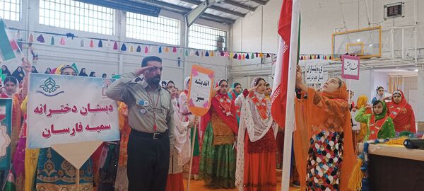 اجتماع بزرگ یاوران انقلاب در شهرستان فارسان