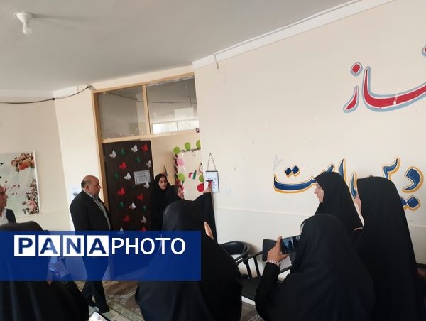 جشن جوانه‌های هلیلانی در مدارس این شهرستان  برگزار شد